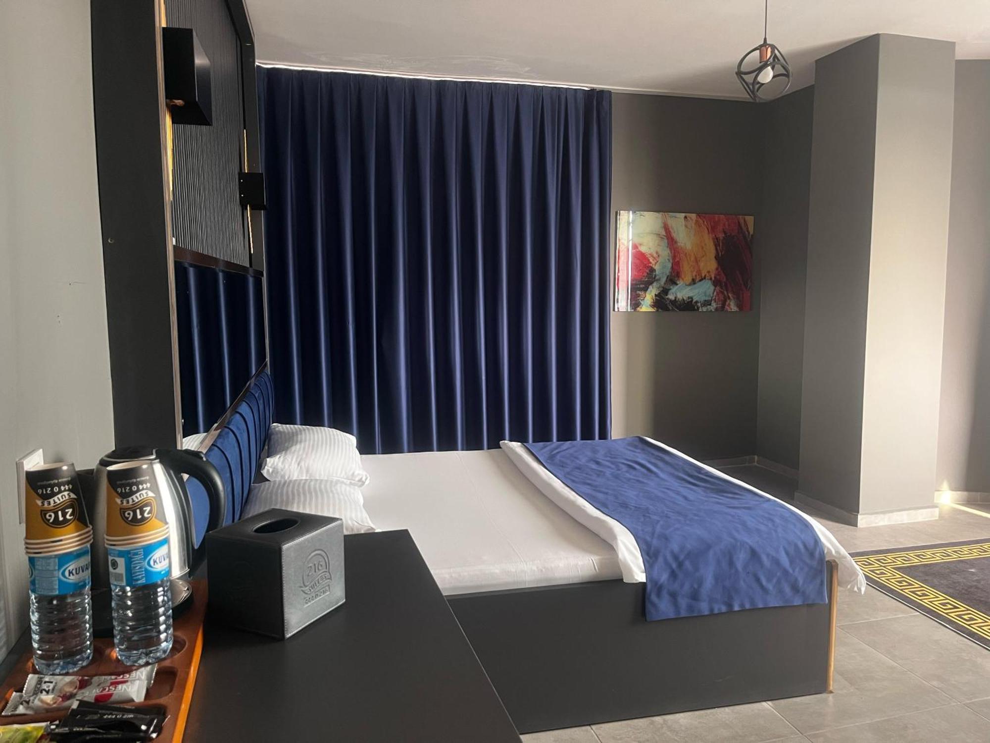 216 Hill Hotel 2*